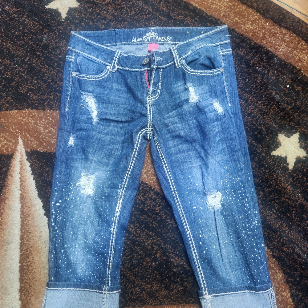Almost Famous Women's Blue Distressed Cropped Jeans